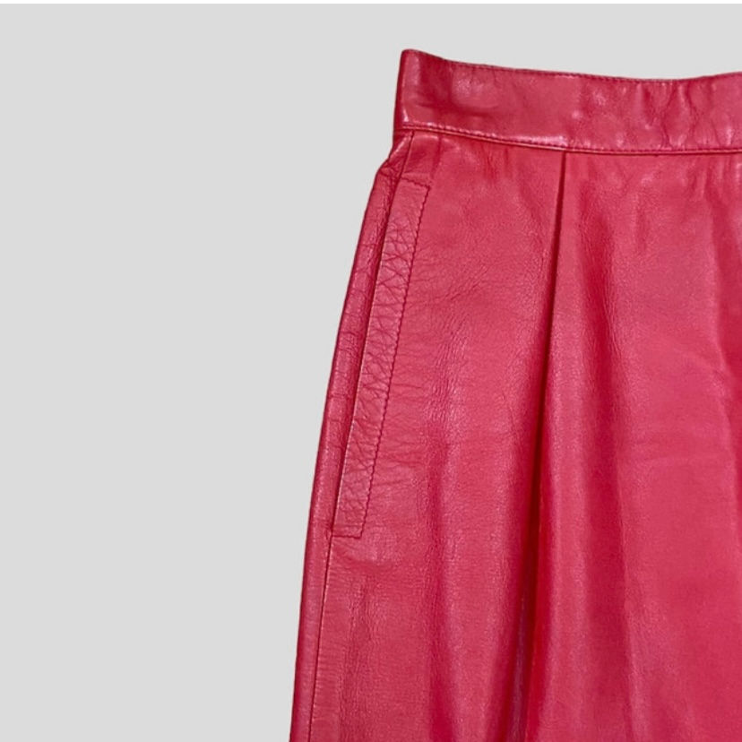 Miniature : christiandior-christian-dior-paris-luxury-lamodevintage-la-mode-vintage-haute-couture-fashion-leather-midi-skirt