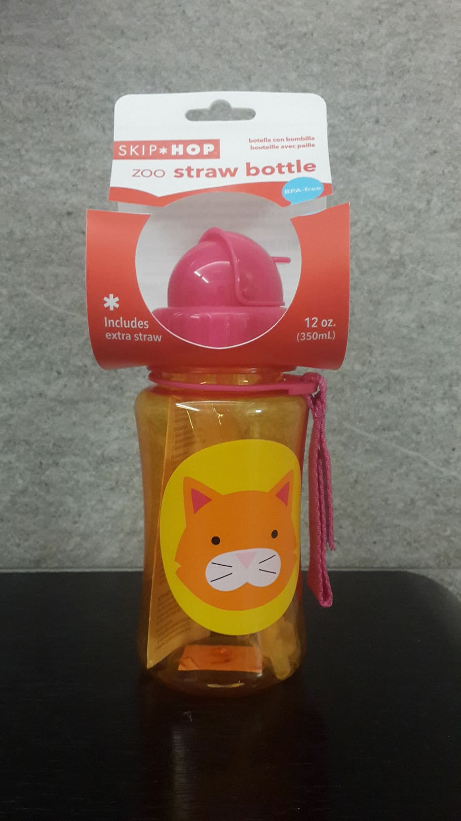 Vends Bouteille en plastique pour enfant "Skip-Hop", servi qu'une seule fois !