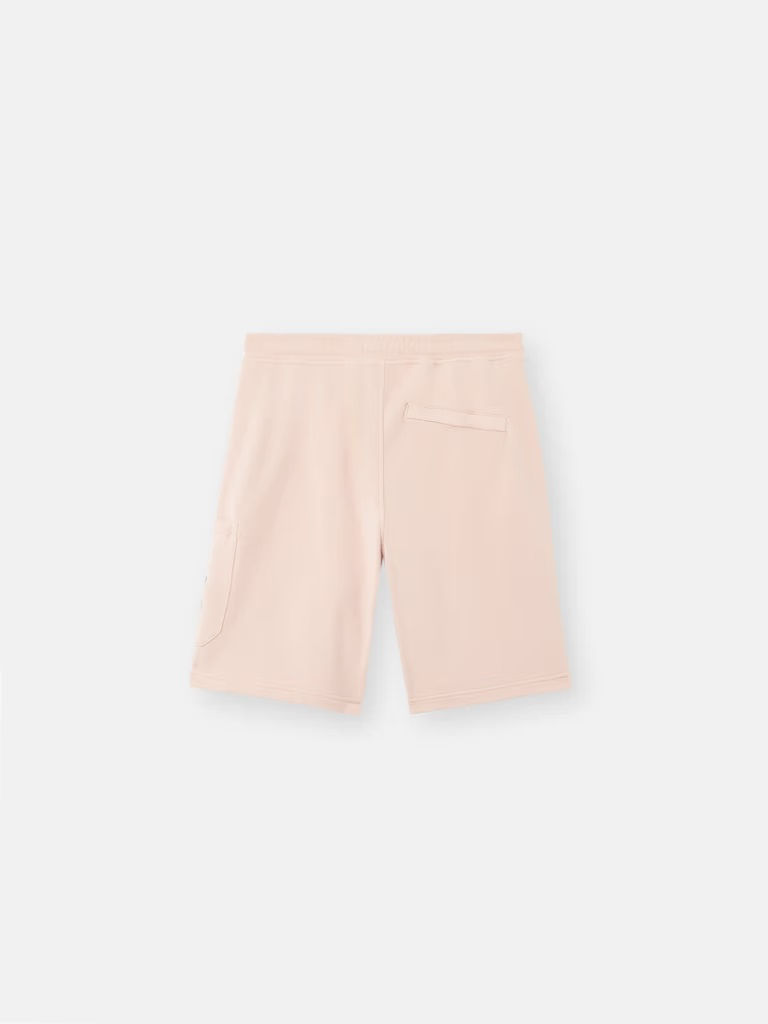 Miniature : Short rose clair pour femme, vue arrière, sur fond blanc.
