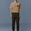 Miniature : Homme portant un t-shirt marron et un pantalon vert foncé, Boutique Karsenty.