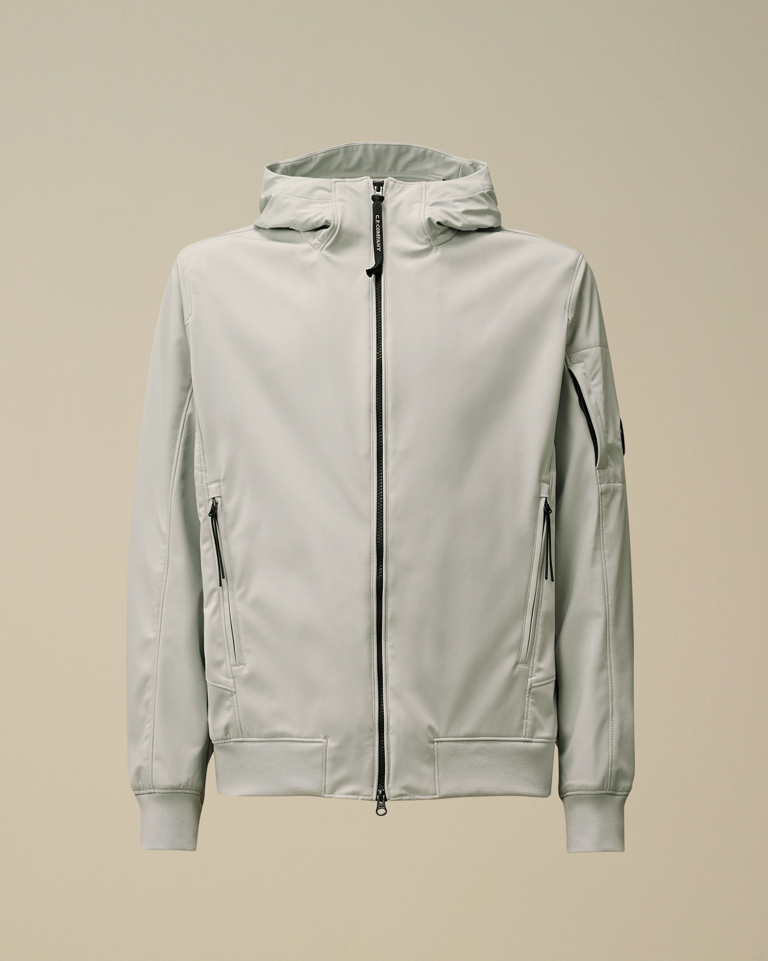 Veste à capuche beige, fermée devant, vêtements en vente, Boutique Karsenty, mode.