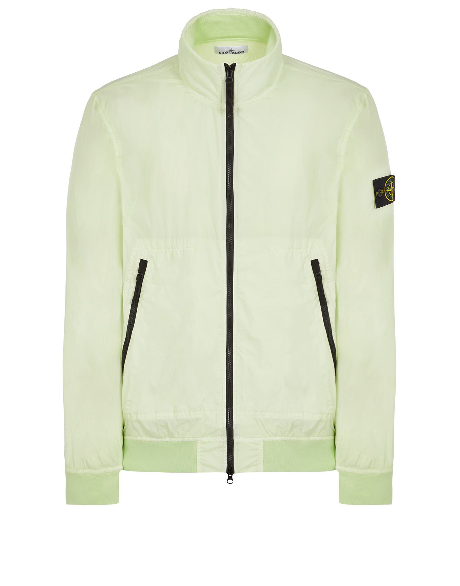 Veste légère vert pâle, deux poches zippées et fermeture éclair, Stone Island logo.