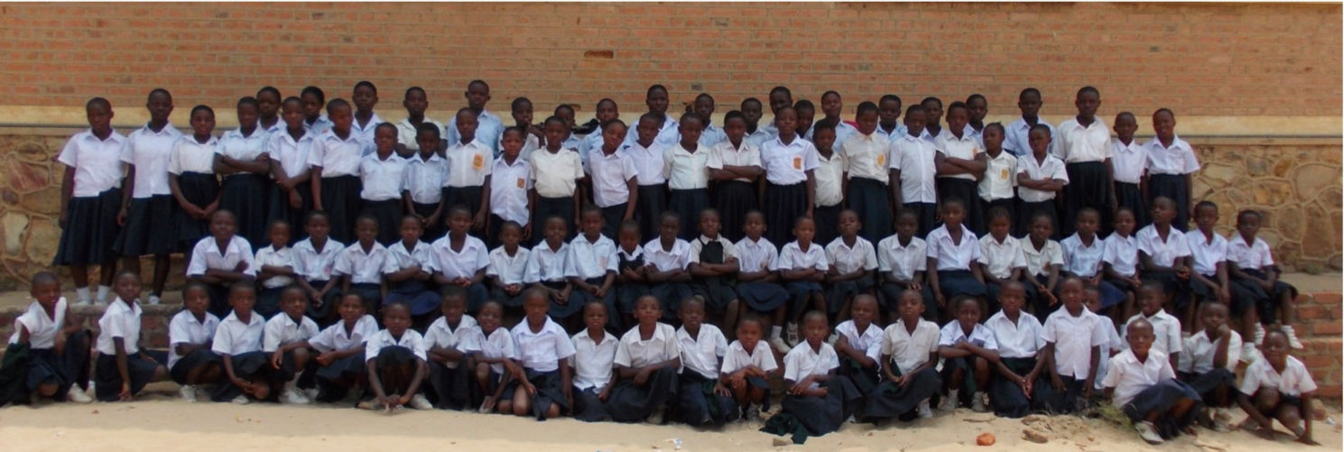 Werden Sie Bildungspartner: Ein Paket, drei Wege, viele Leben zu verändern.