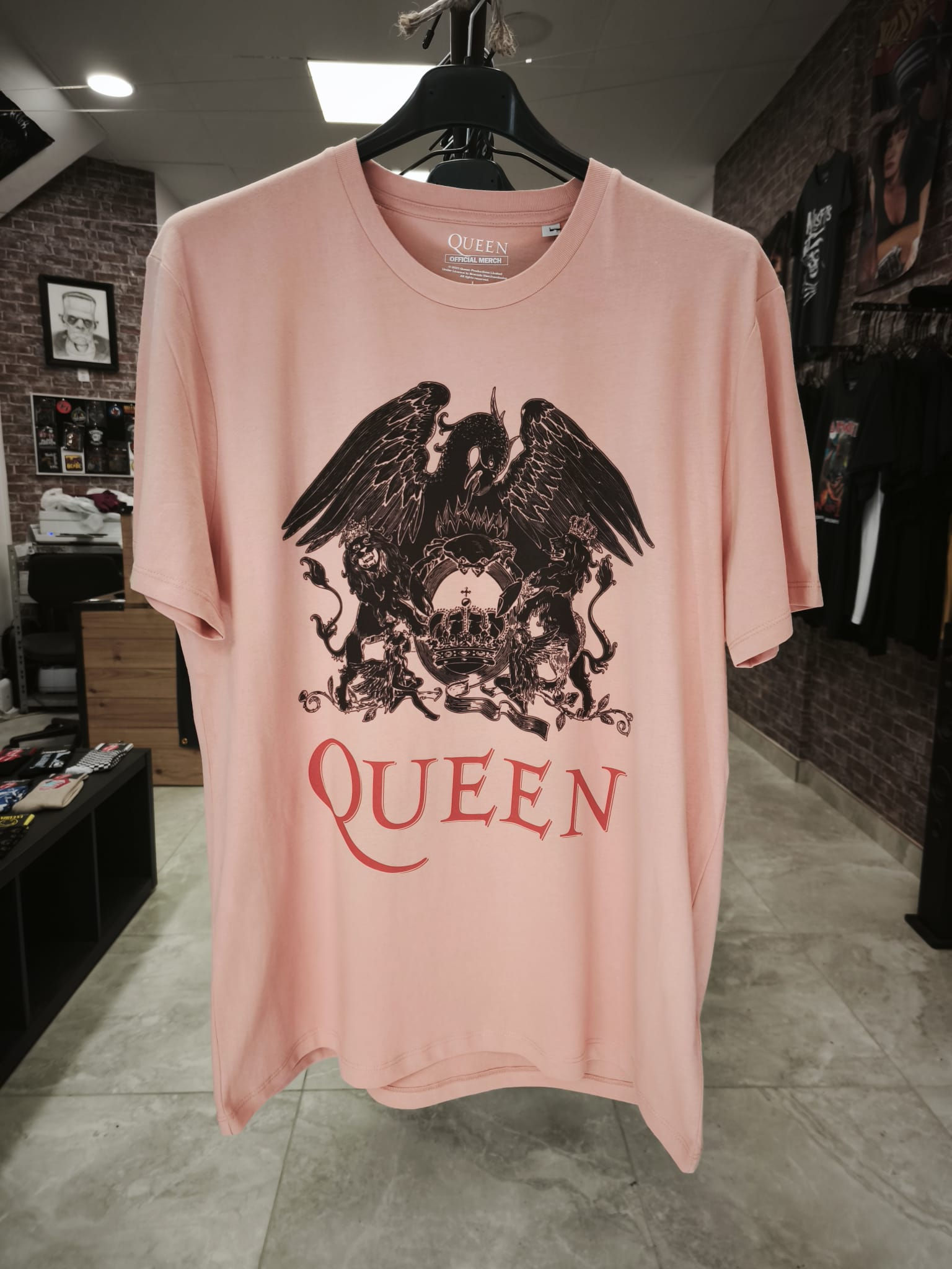 Queen camiseta Unisex: Black Logo