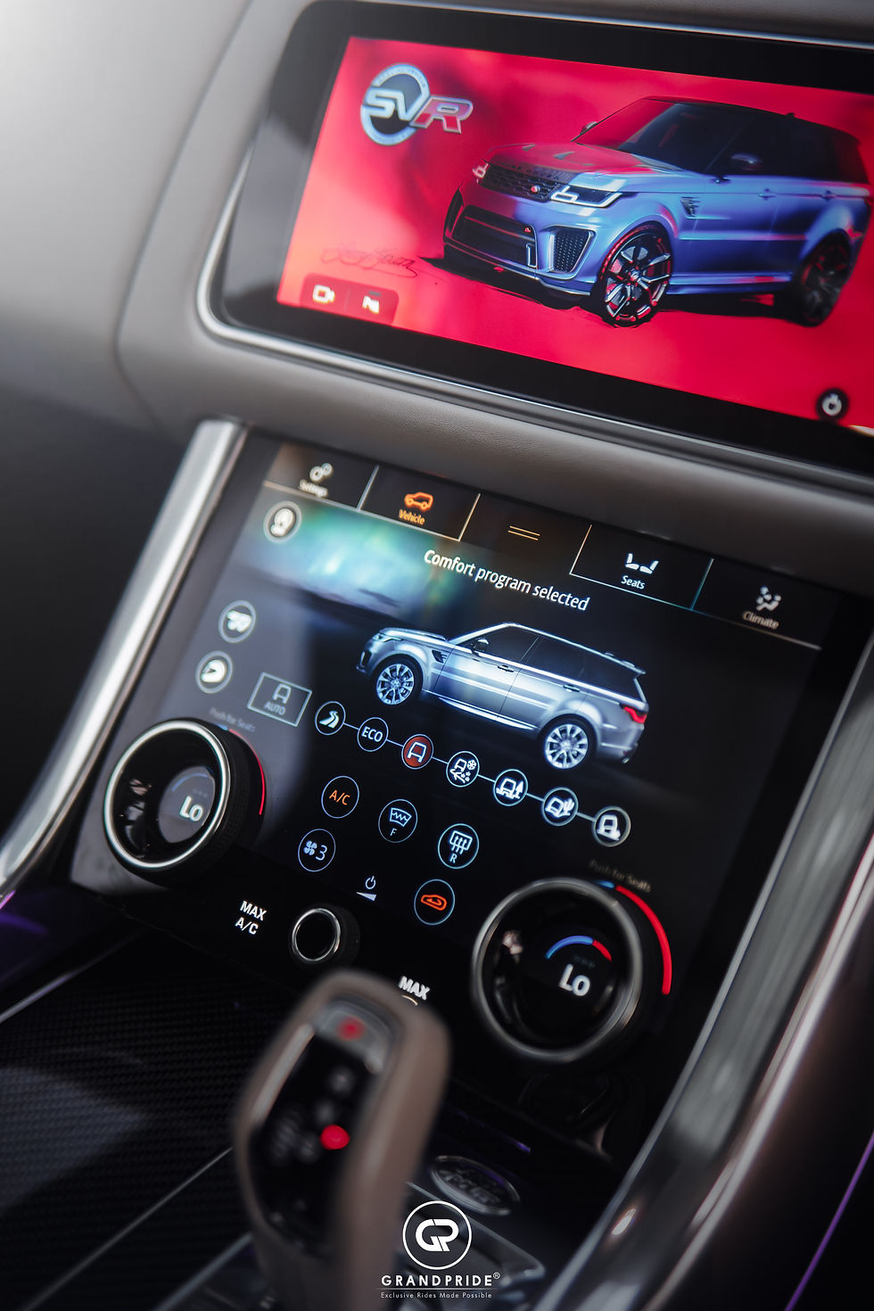 Thumbnail: Range Rover Sport SVR