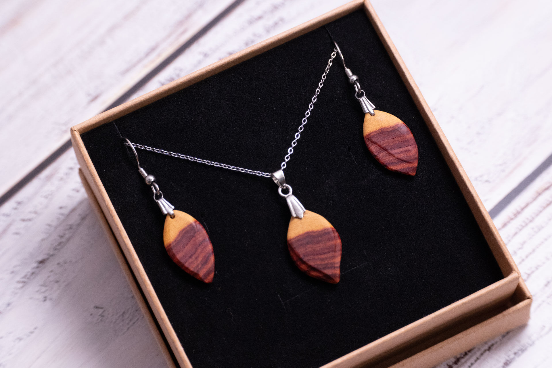 Cocobolo Holzschmuck Set in Schmuckkästchen