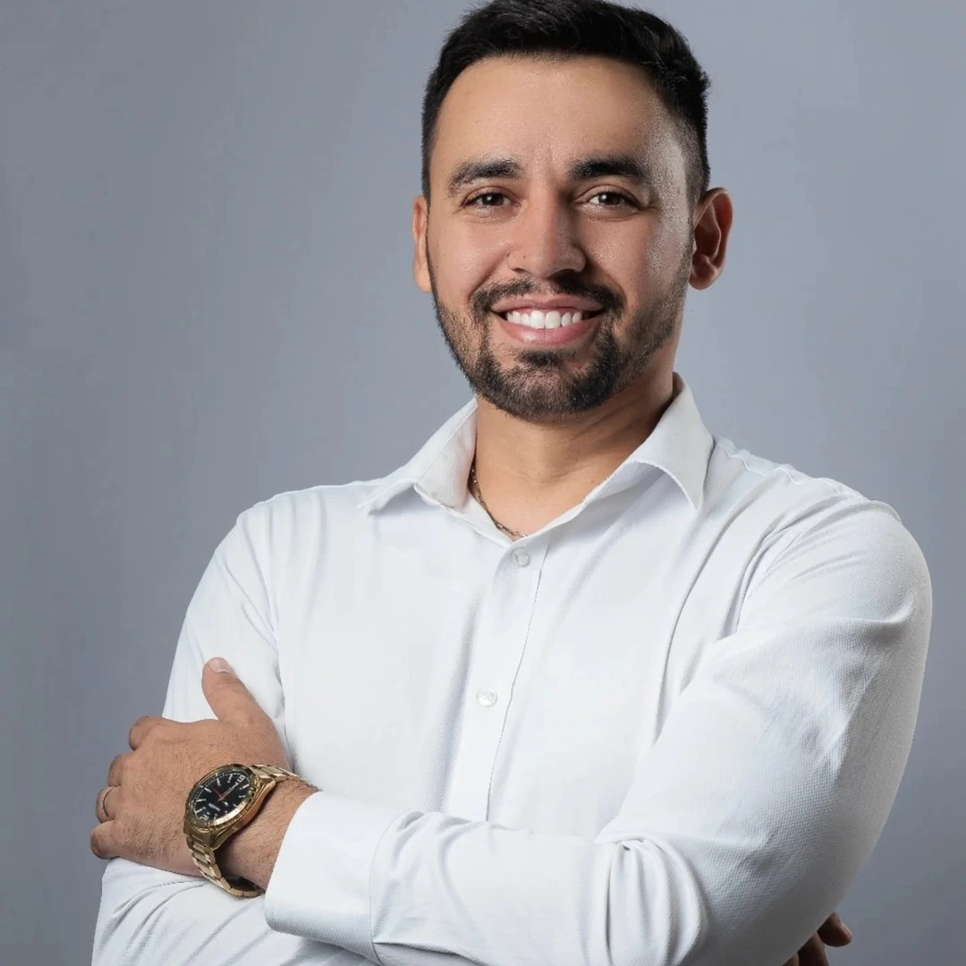 sidney mendonça.webp