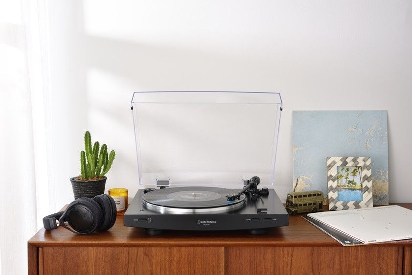 Thumbnail: Audio Technica AT-LP3XBT
