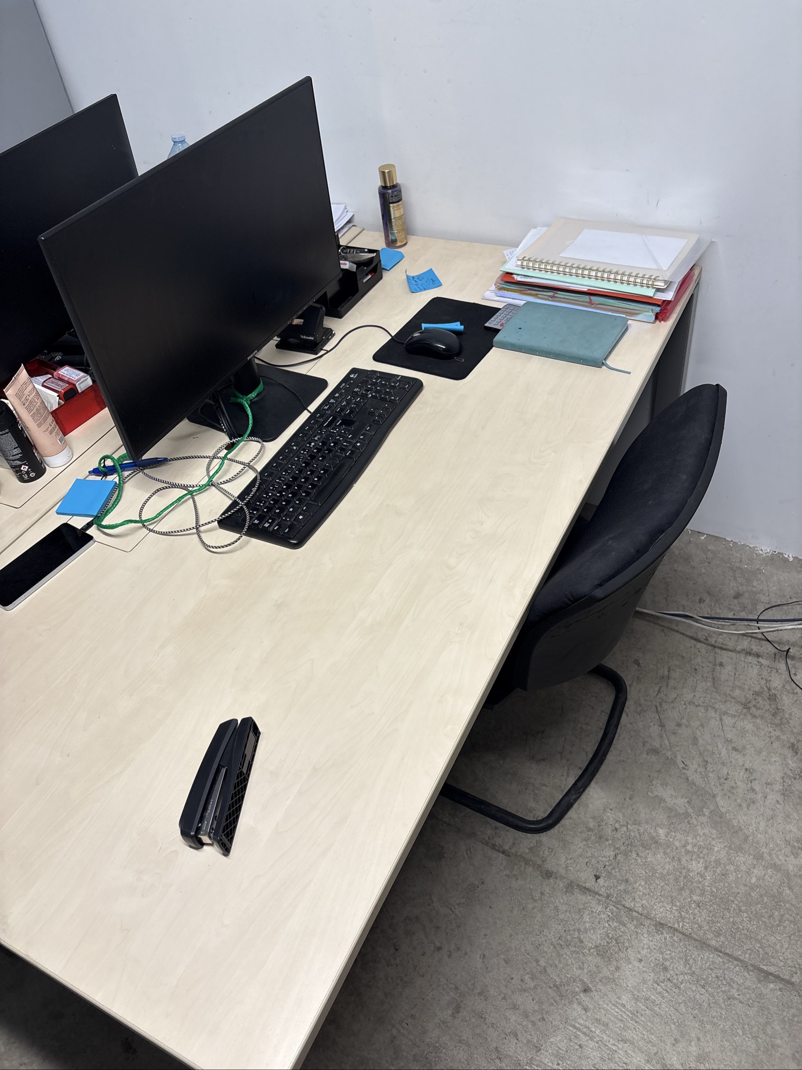 Bureau de travail professionnel location