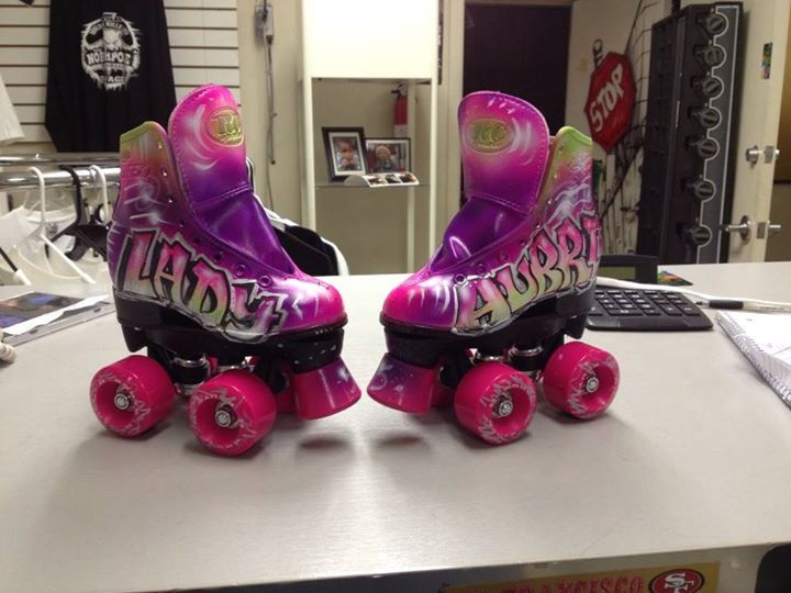 Airbrush wording on shoes