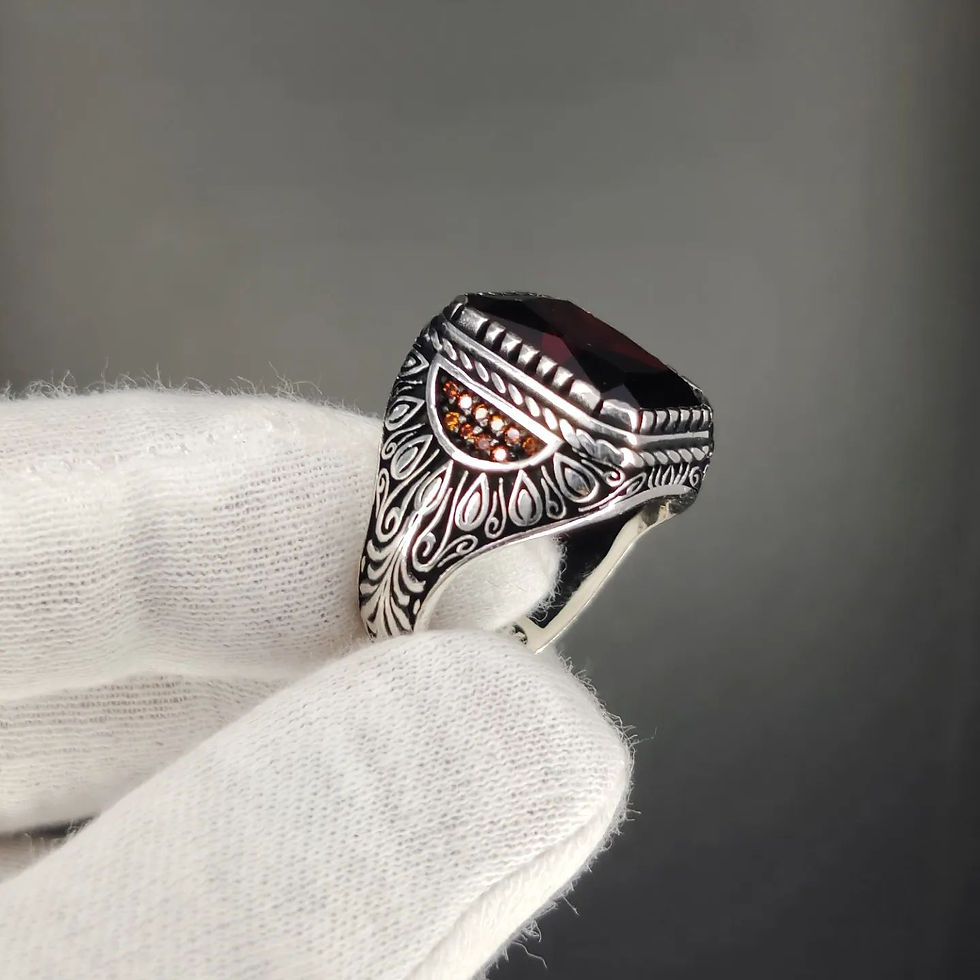 Gent Silver Ring, Granat Stone