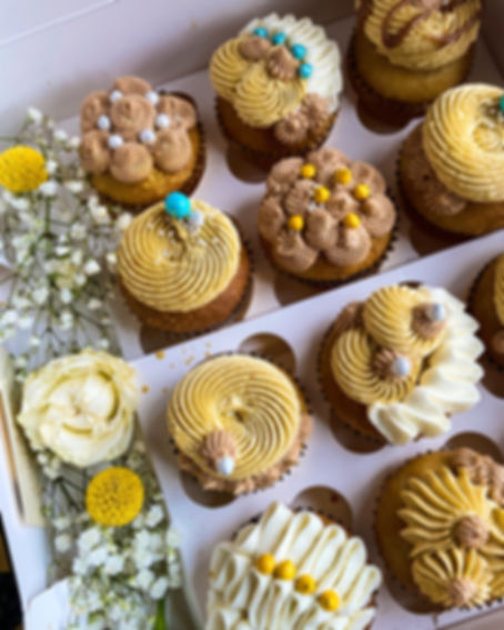 Box of Twelve Cupcakes