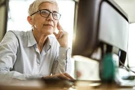 How to Spot a Scam Email: 5 Red Flags Seniors Should Know