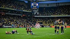 Fenerbahçe, Slavia Prag karşısında galibiyeti son dakikada kaçırdı