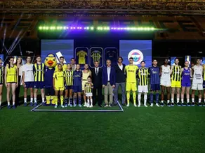 Fenerbahçe’den görkemli forma lansmanı: “Bu forma hepimize emanet”