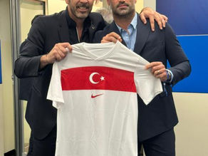 EURO 2032'nin Futbol Elçileri Volkan Demirel ve Gianluigi Buffon Bir Araya Geldi