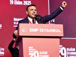 CHP İstanbul İl Kongresi’nde Özgür Çelik yeniden başkan seçildi