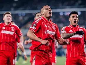 Fenerbahçe'ye evinde soğuk duş: Tur umutları İngiltere’ye kaldı