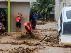 Endonezya’daki sel ve toprak kaymalarında ölü sayısı 248’e yükseldi