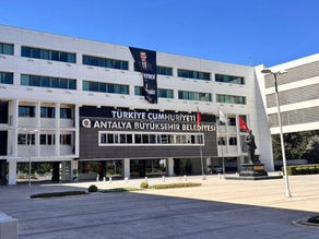 Antalya Büyükşehir Belediyesi’nde rüşvet soruşturması: 8 gözaltı