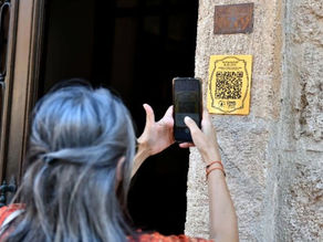 Kaleiçi’ne karekodla yolculuk