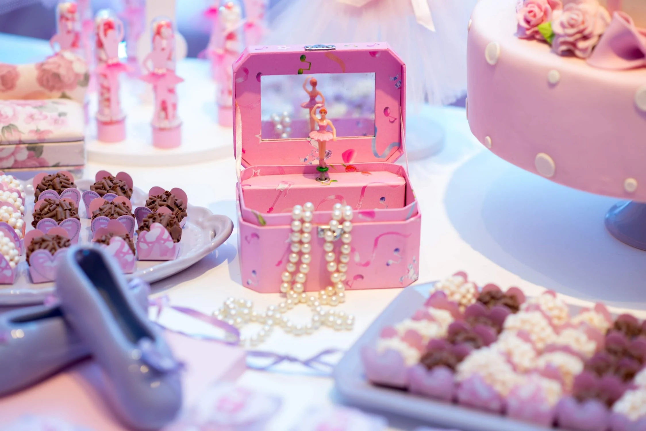 Bake with Me: Princess Edition