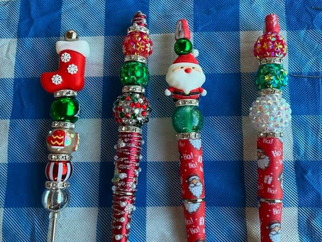 Spotlight on Christmas Creations Hosted by txtnicholson