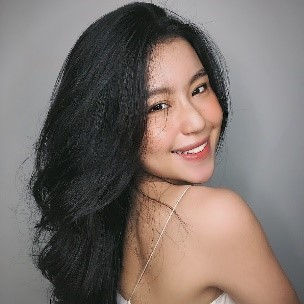 QUỲNH THI