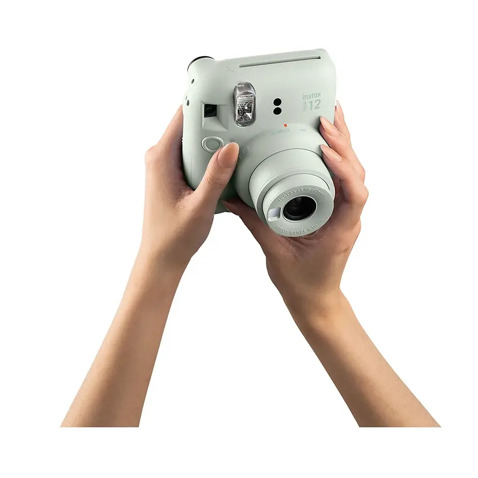 Miniatura: Kit Câmera Instax Mini 12 com pack 10 fotos Mermaid Tail e Bolsa Verde