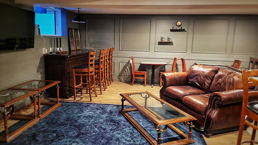 Lounge Den 2