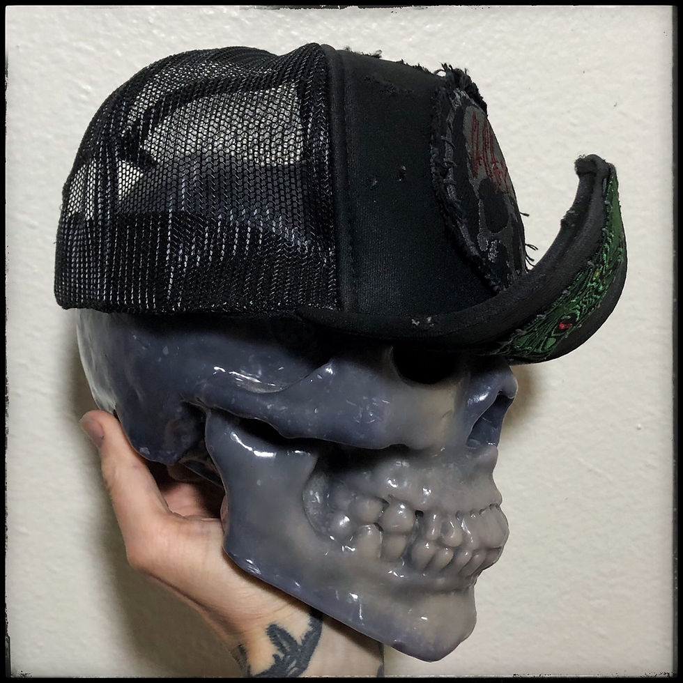 Thumbnail: Embroidery horror flip hat