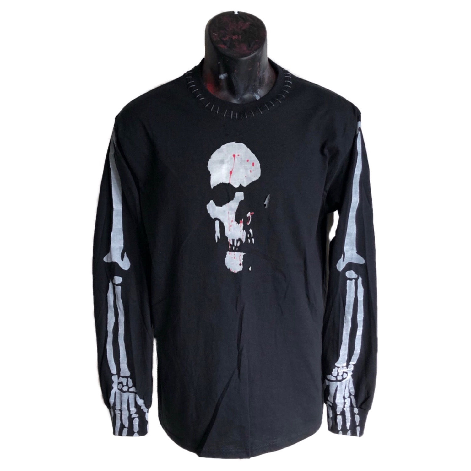 Skull long sleeve shirt