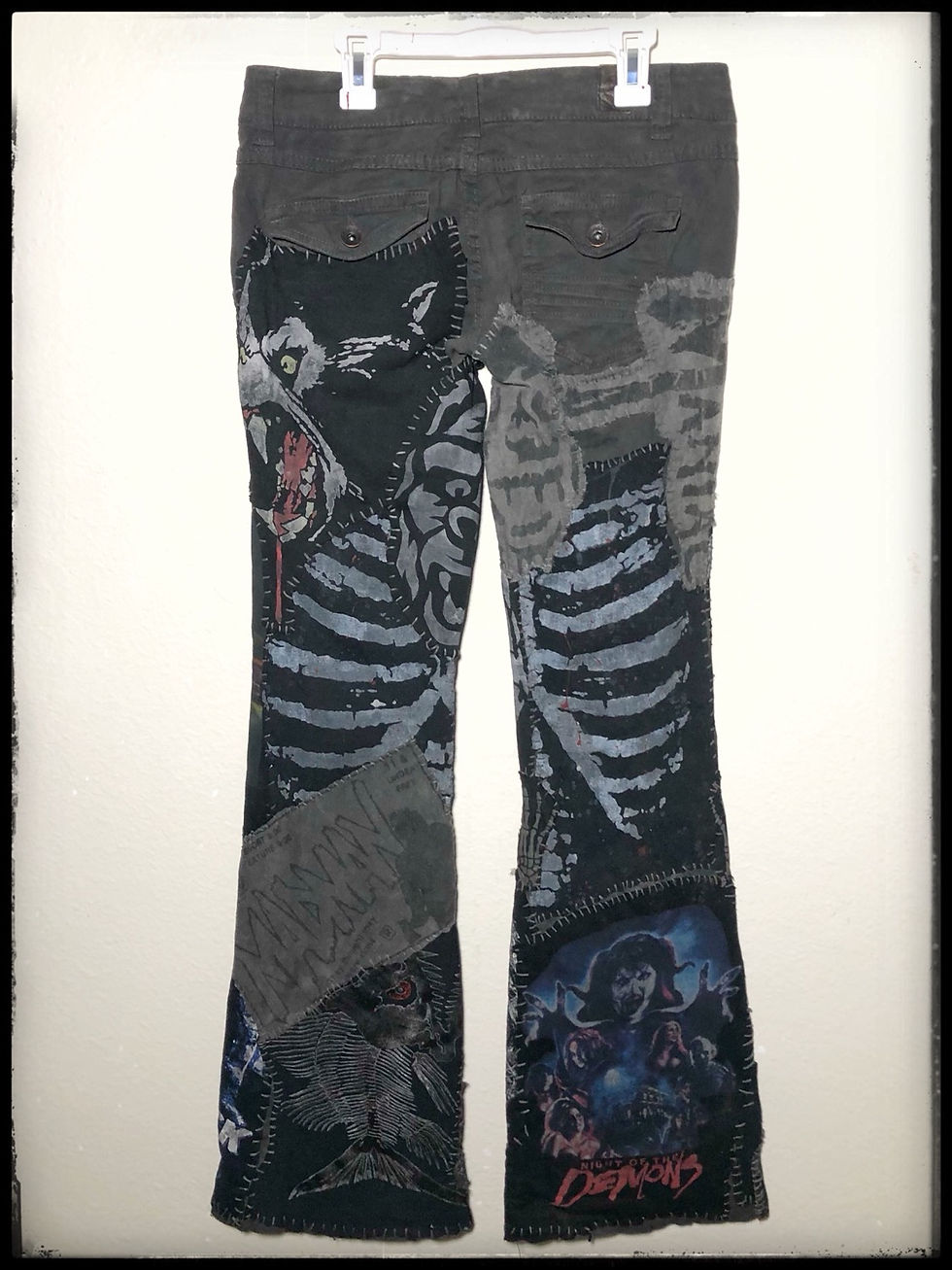 Thumbnail: Boot Cut Cult Classic pants. Woman’s size 5