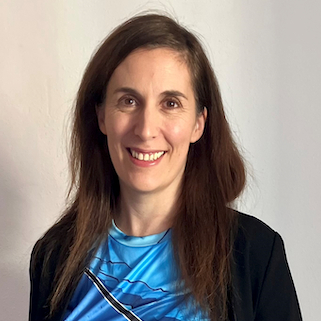 FOTO Esther Torres_edited.jpg