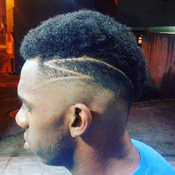 Corte Disfarçe em V