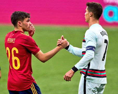 Pedri’s View on Soccer’s Greats Has Fans Arguing