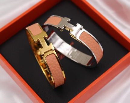Timeless Elegance with Hermes Replica Jewelry