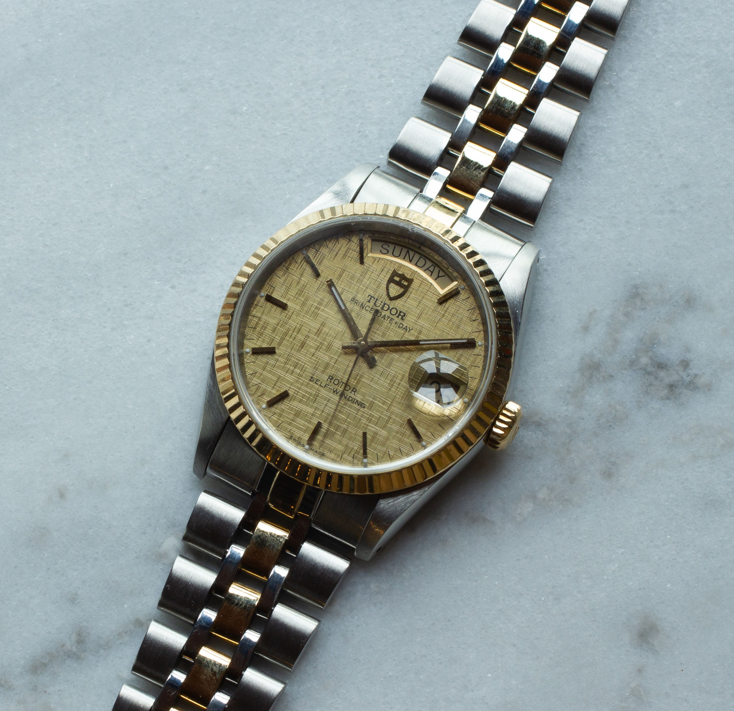 TUDOR "VICE-PRESIDENT" DATE+DAY PRINCE 76213 LINEN DIAL