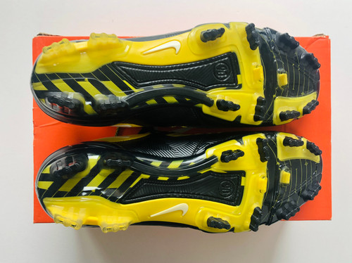 NIKE TOTAL90 LASER Ⅱ HG 2008 Nike Total 90 Laser II-K Football Boots *In Box* SG 6½