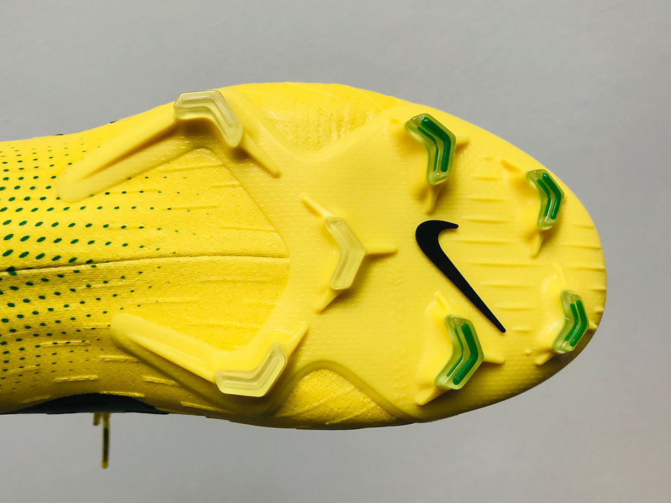 Miniatyrbilde: NIKEiD Mercurial Vapor 360 Heritage 2006 - YELLOW UK Size 8 FG