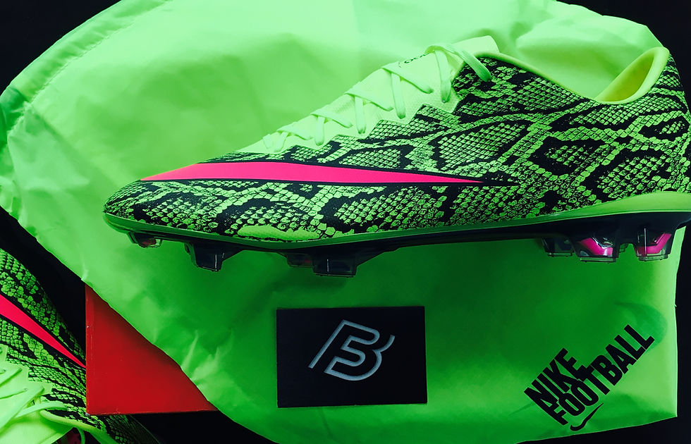 Miniaturbild: Nike Mercurial Vapor X Snakeskin Boots by Graffia Studio – One of a kind UK 11