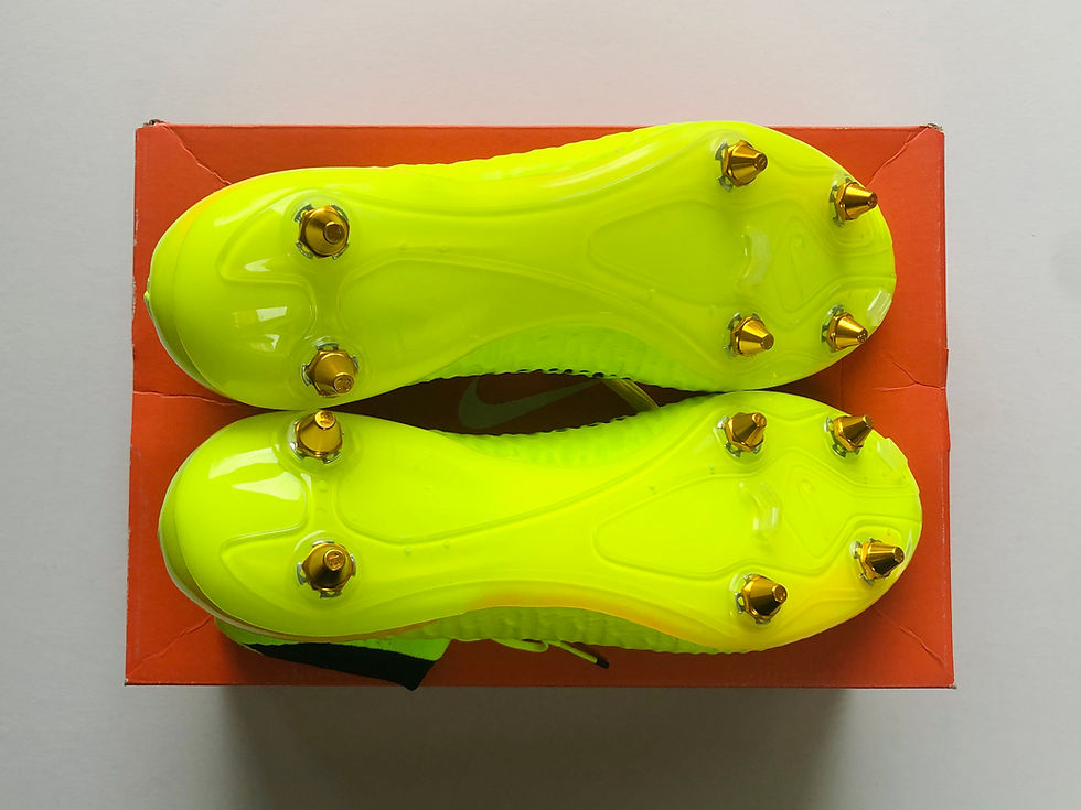 Miniaturbild: Nike Magista Obra World Cup Volt / Metallic Gold Coin / Black SG Pro
