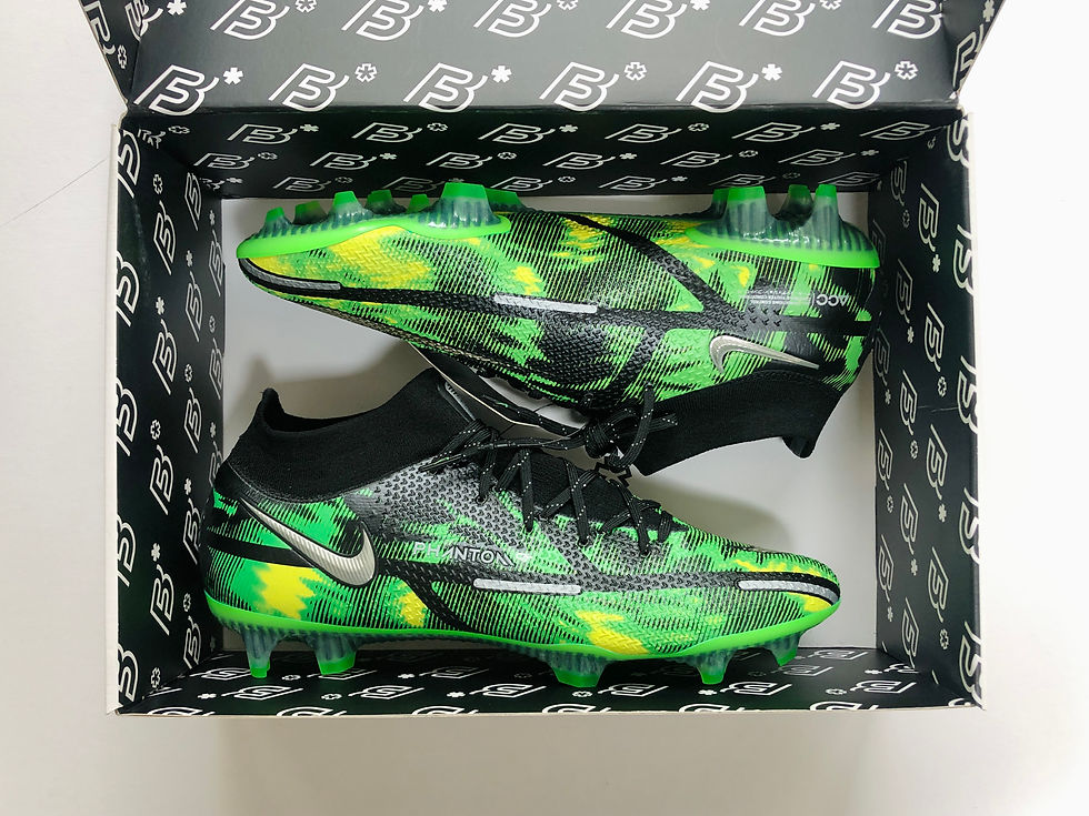 Miniature : Nike Phantom GT 2 Shockwave Pack Black / Metallic Platinum / Green Strike DF FG