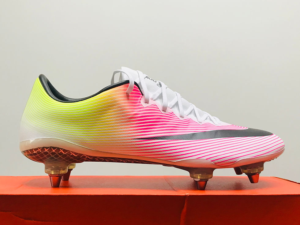 Miniatyrbilde: Nike Mercurial Vapor X "Radiant Reveal" White Volt Pink SG Pro UK Size 7
