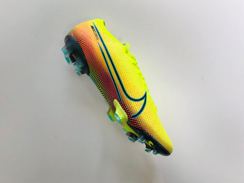 nike mercurial vapor 13 lemon