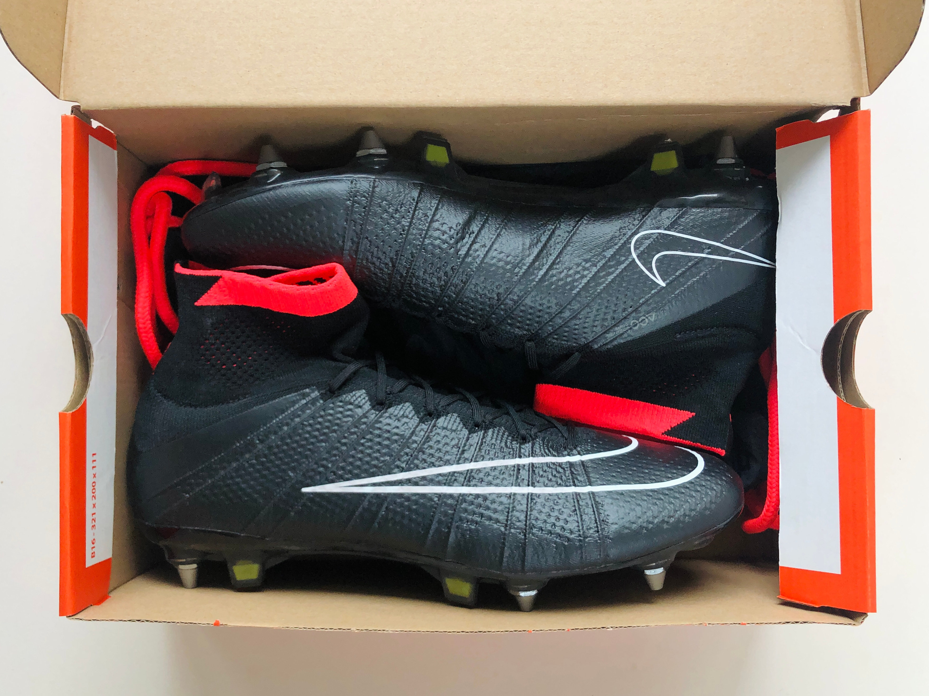 nike superfly 4 hyper punch