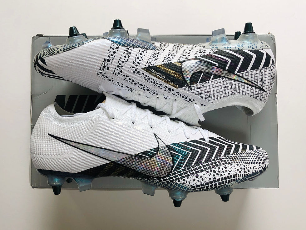 Thumbnail: Nike Mercurial Vapor XIII MDS003 - White / White / Black SG AC