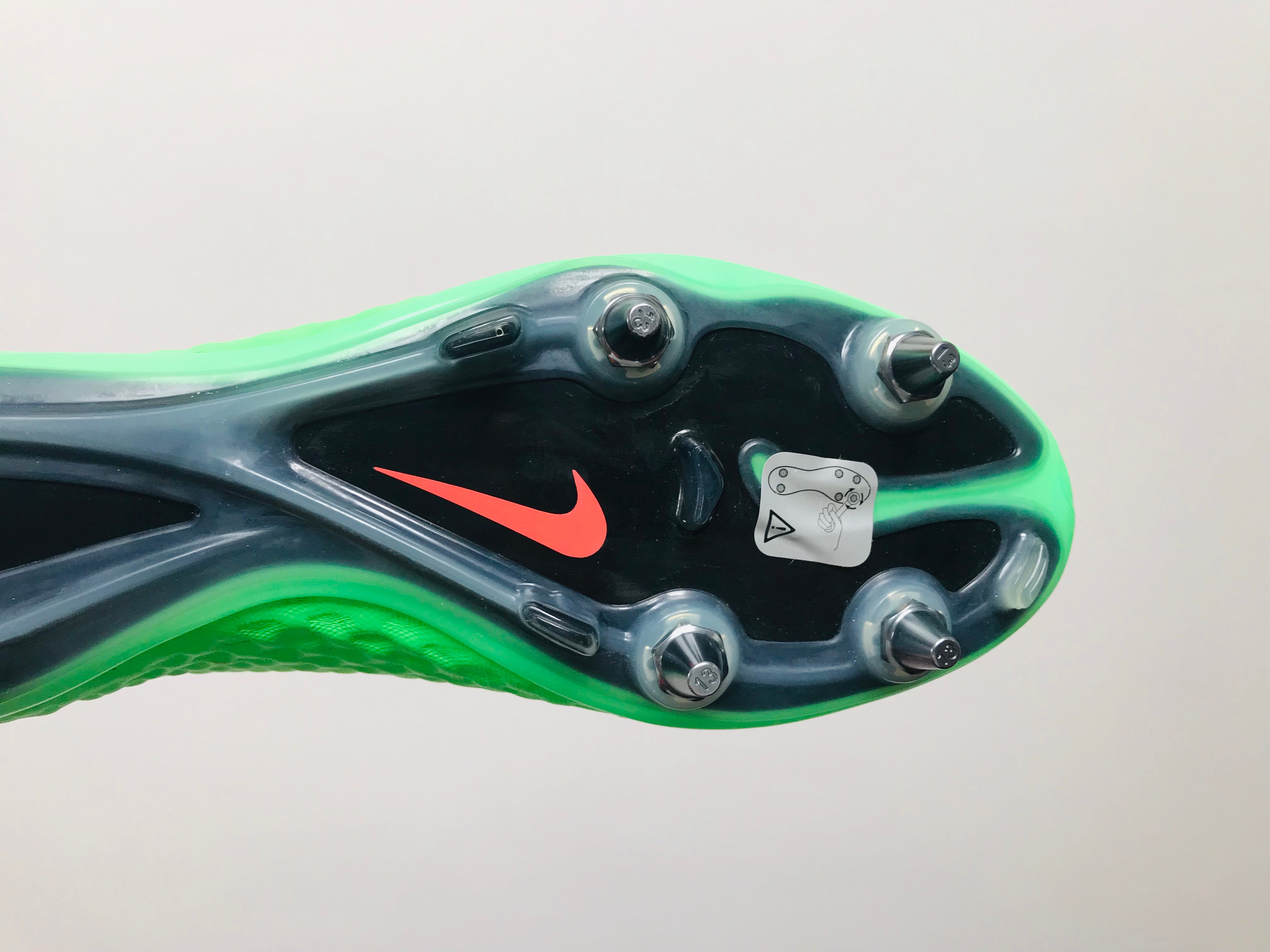 nike phantom venom green