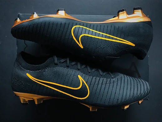 flyknit ultra black and gold