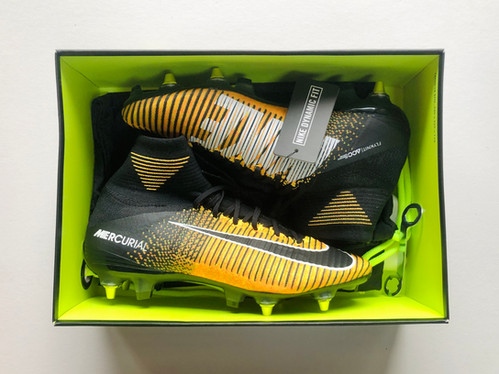 Nike Mercurial Superfly V SG AC Lock In Let Loose Pack - Laser